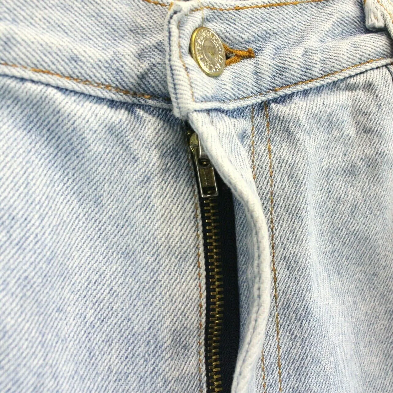 90s LEVIS 501 Jeans Light Blue | W35 L32