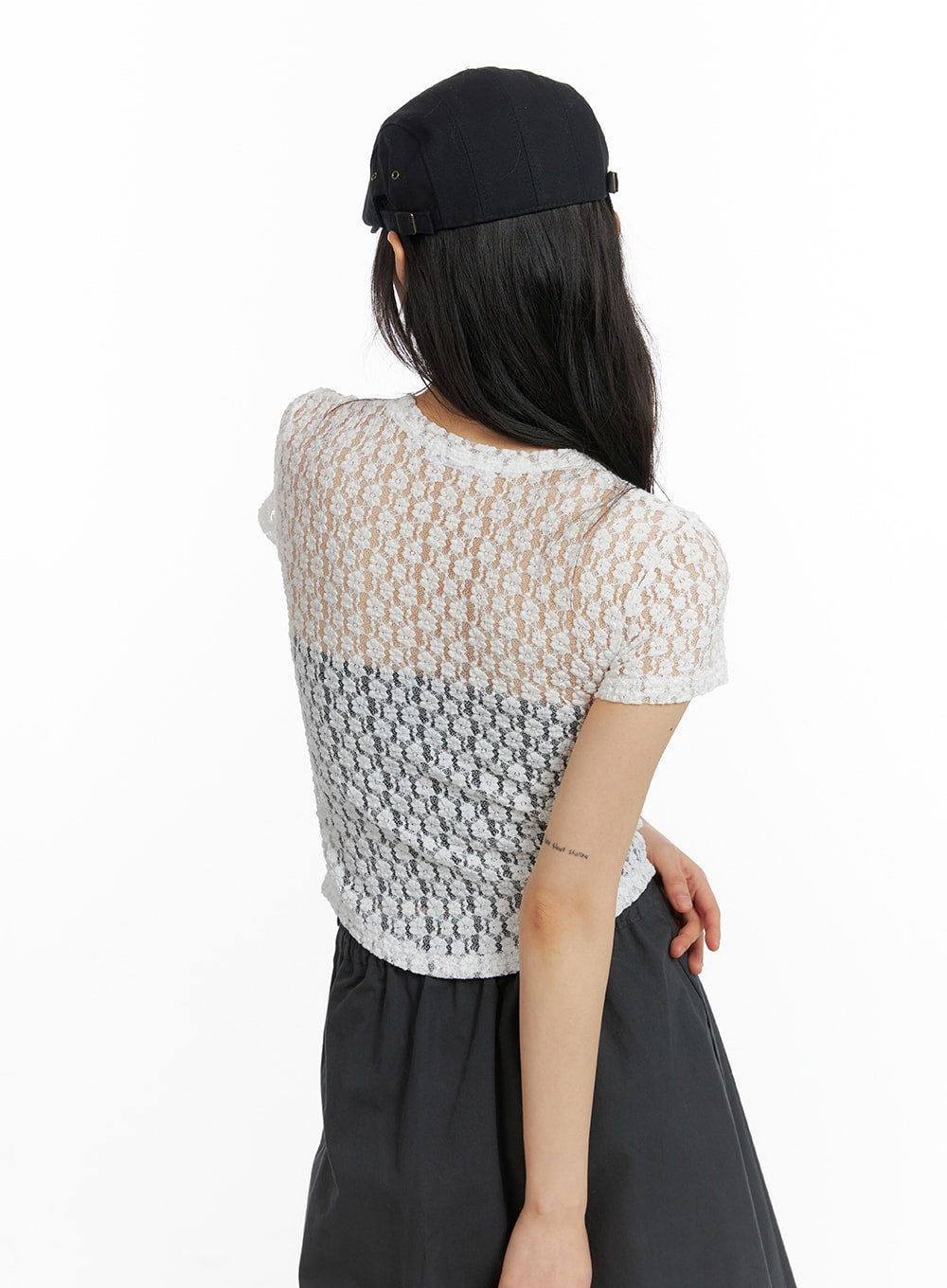 Chic Laced Top CM413