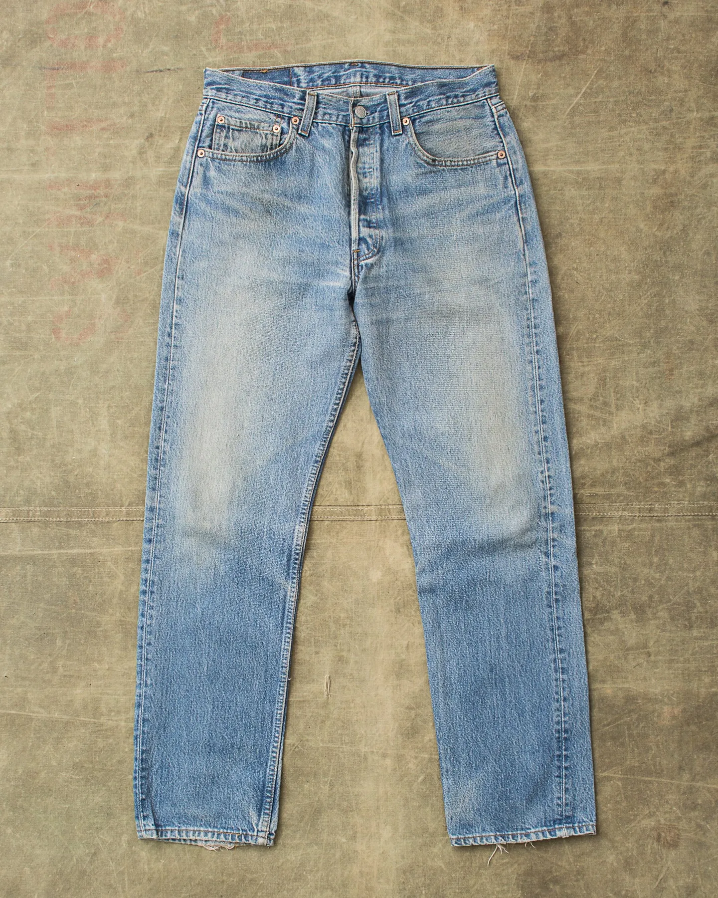 No. 21 Vintage 1990's Made in USA Levi's 501 Jeans W 32 / L 32