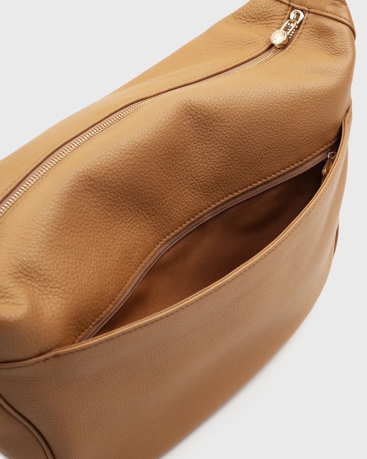 Rey Shoulder Bag Maxi (Camel) | Pre-order