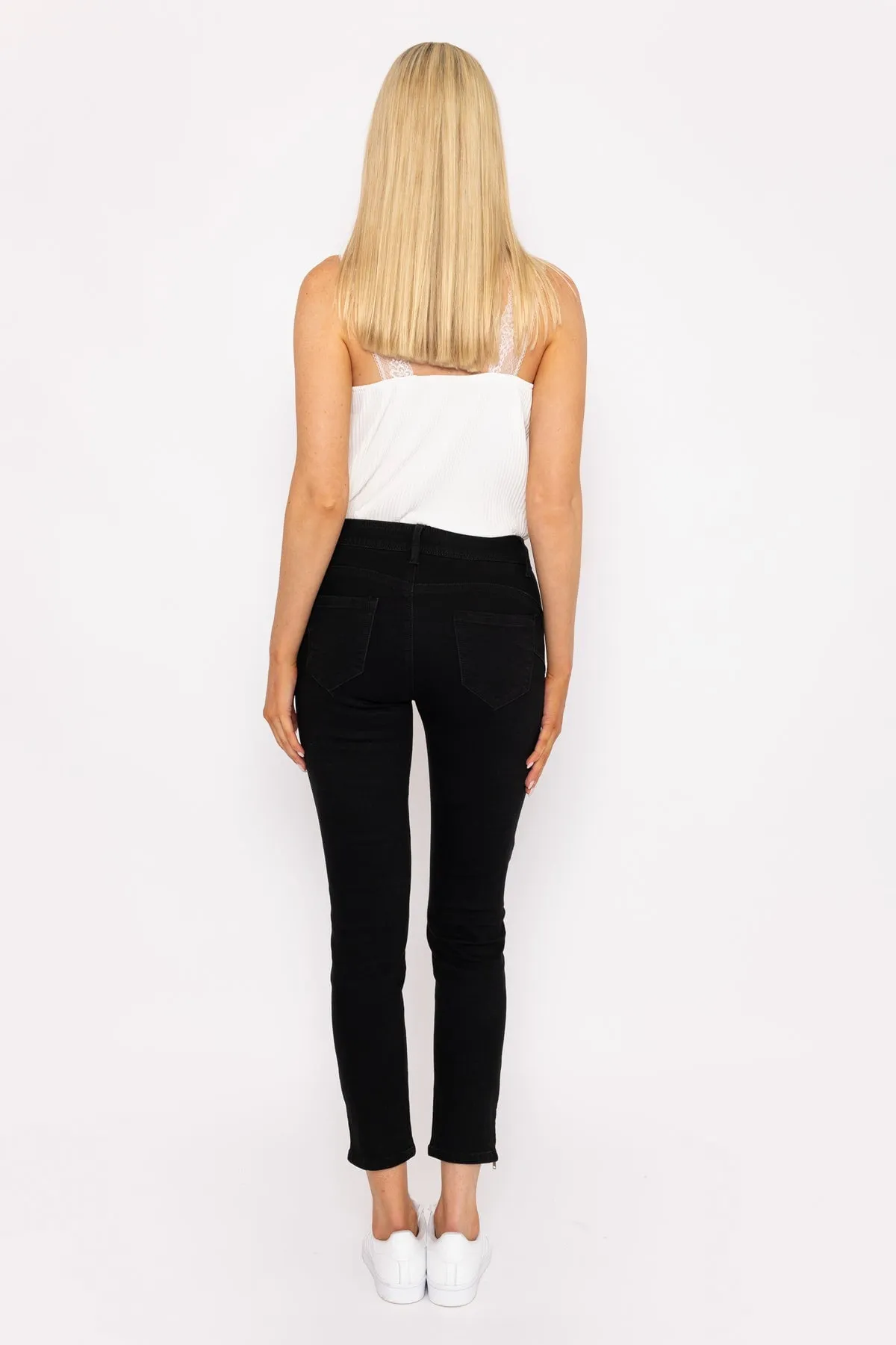 Short Zip Jeans in Black