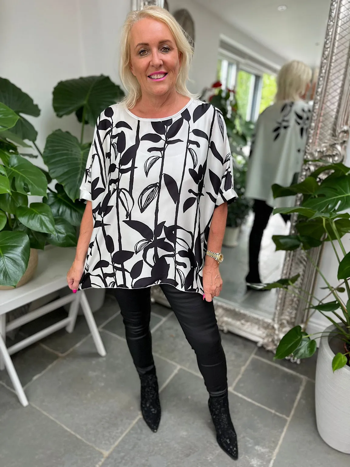 Silk Style Monochrome Floral Top Holly