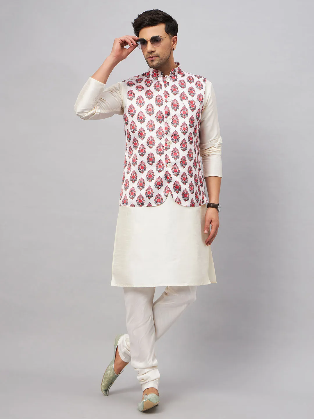 VM BY VASTRAMAY Men's Multicolor Printed Ethnic Jacket With Cream Silk Blend Kurta and Pyjama Set